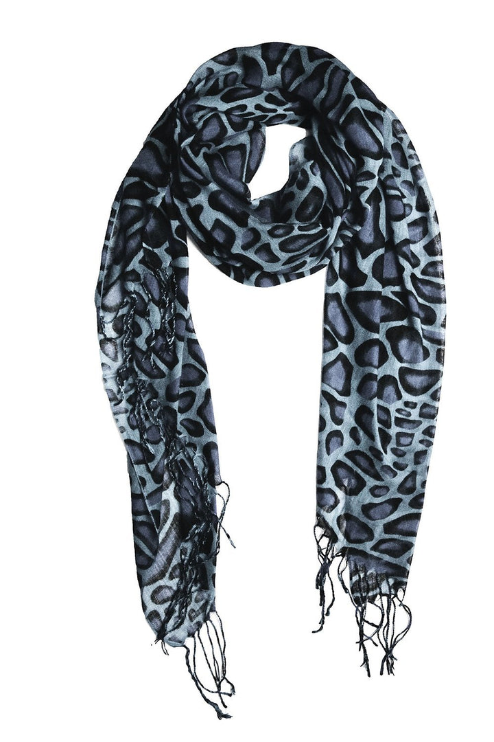 Stylish gray giraffe print pashmina shawl with fringe edges for women