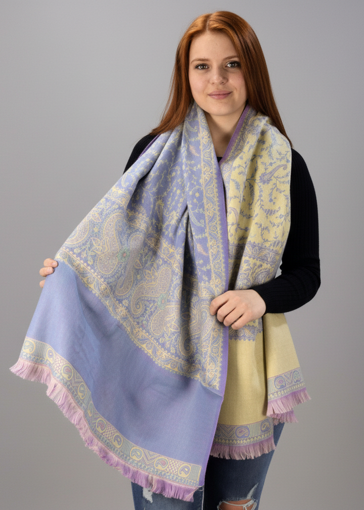 Purple reversible paisley pashmina shawl with a thick 4-ply weave and fringe trim.