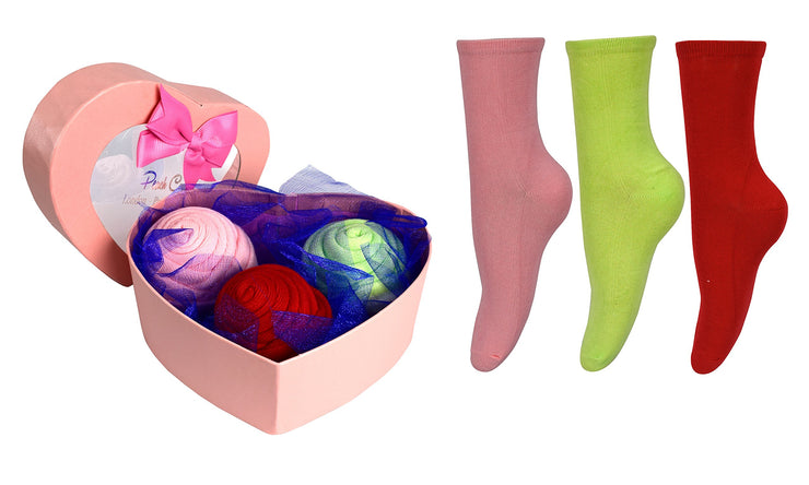 Women Rose Fold Bouquet Cotton Crew Socks Heart 3 Pair Pack Box